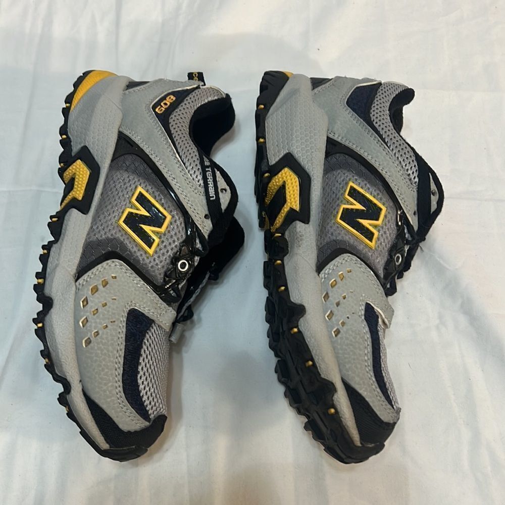 New Balance All Terrain‎ Trail Running Shoes 809 M809AT Men's Gray Yellow Size 5